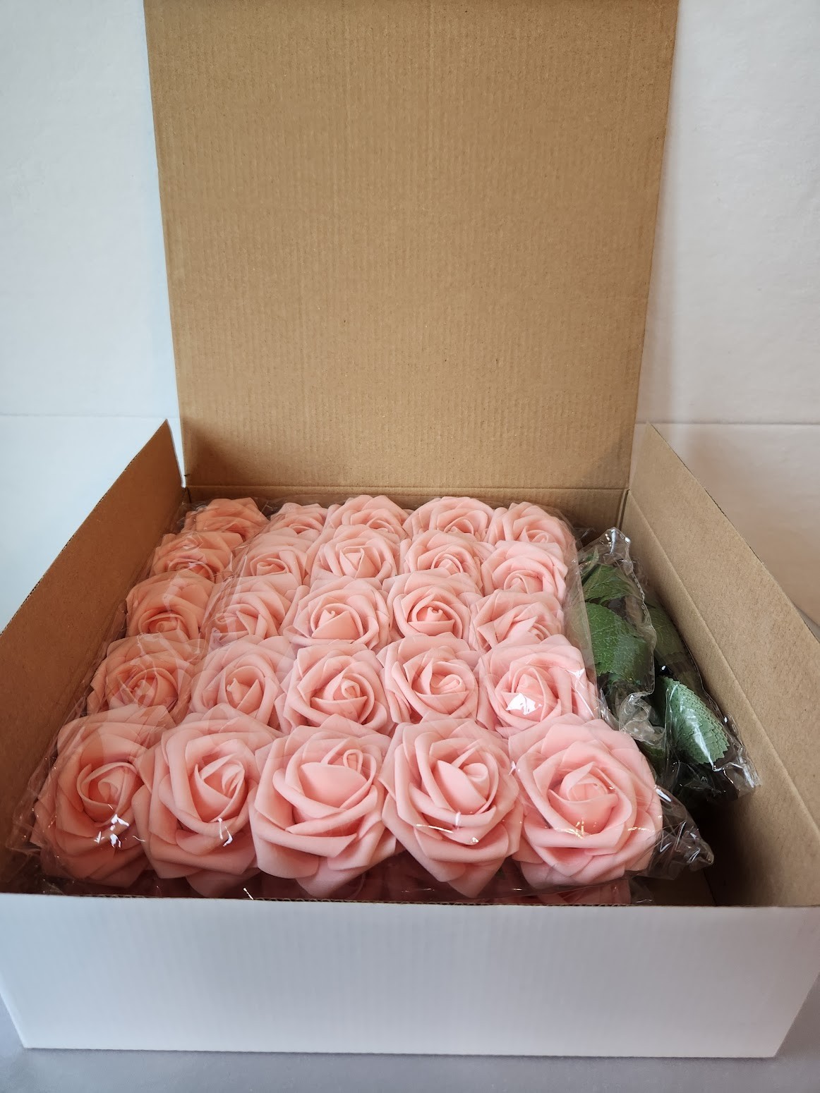 50pcs Artificial Flowers Foam Roses with Stems and 6 leaf pieces NEW