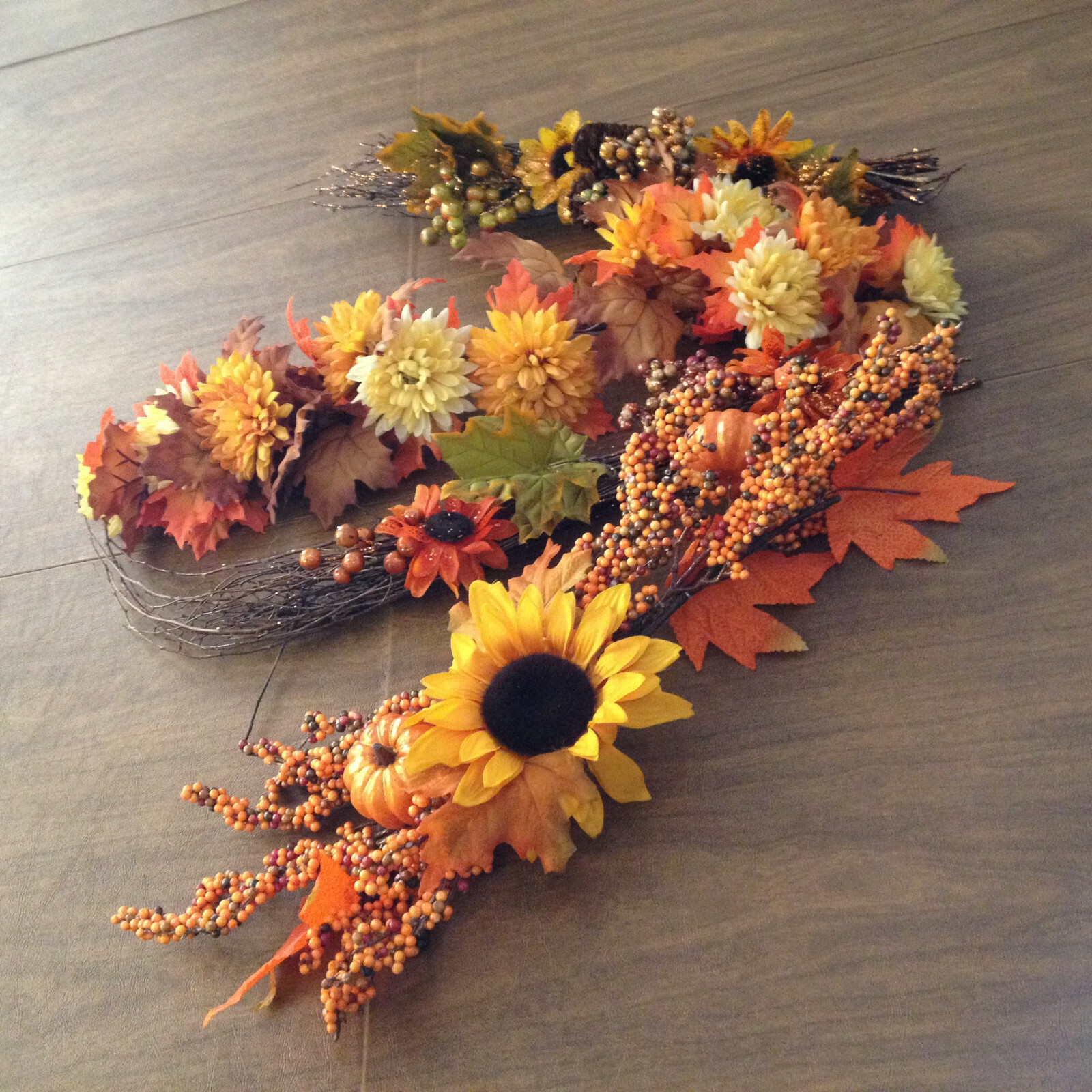 4 pieces Fall artificial flower arrangement