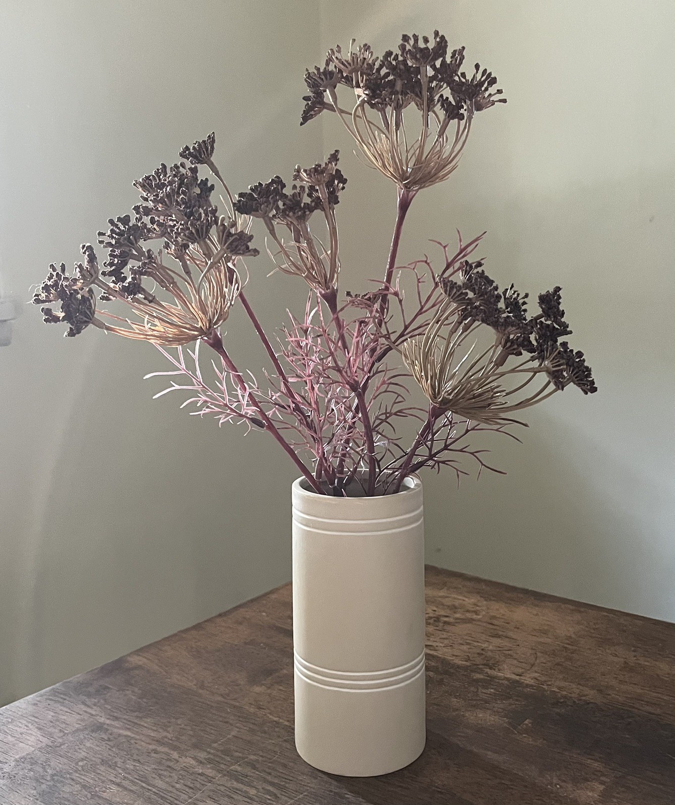 Hearth & Hand with Magnolia RUSTED QUEEN ANNES LACE in STONEWARE VASE