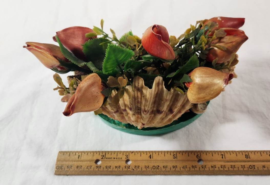 Seashells Flower Bouquet Centerpiece Floral Arrangement Ruffle Clam Shell VTG