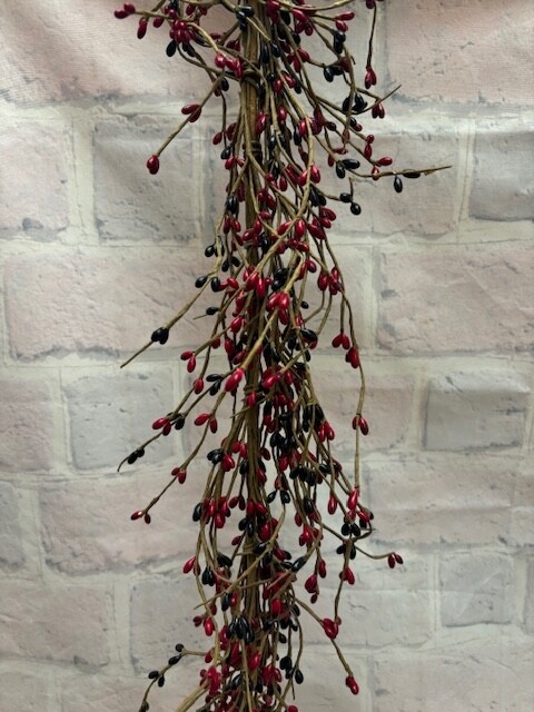 Pip Berry Garland Red and Black MIX 4′ FULL BEAUTIFUL BERRIES