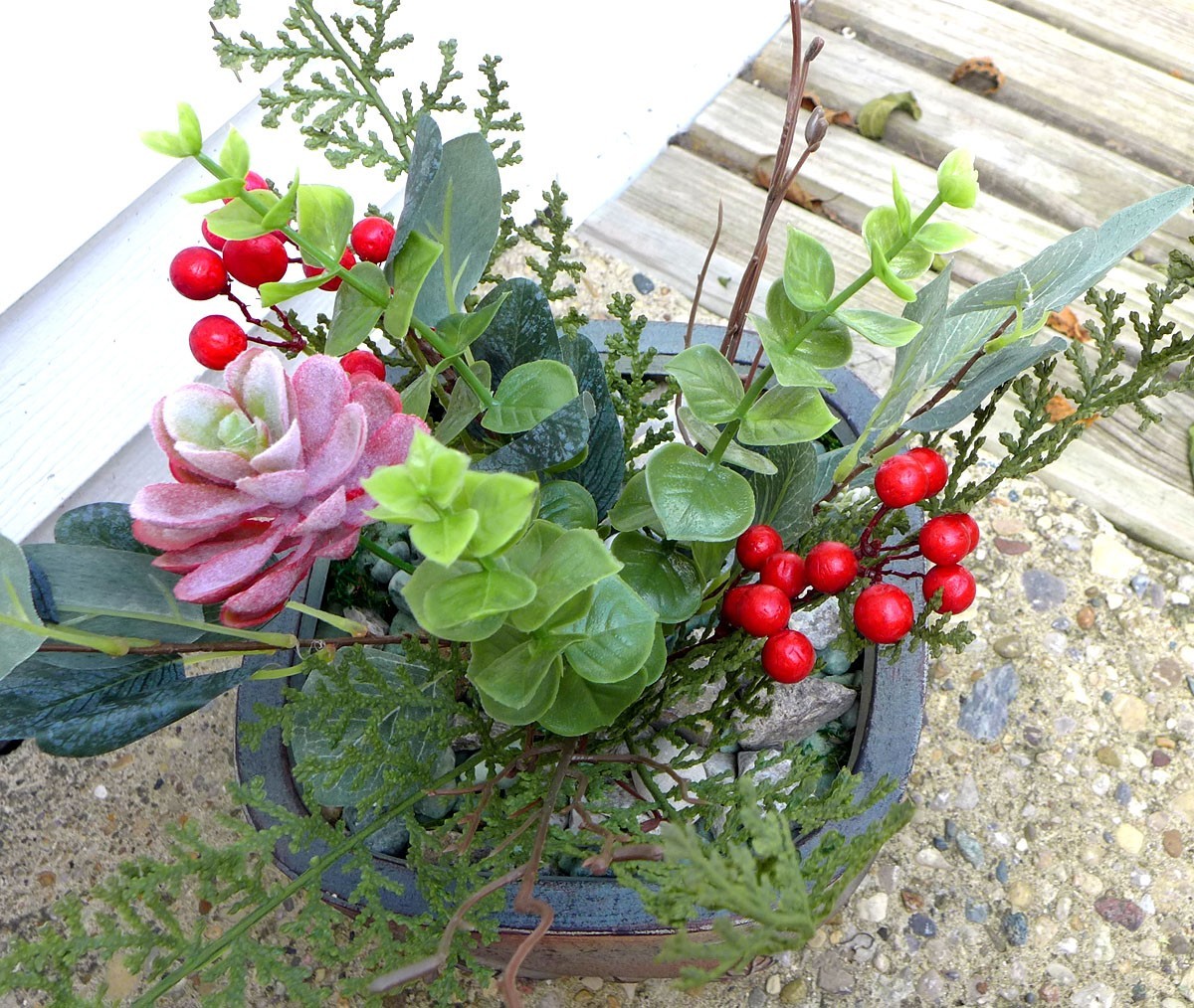 3 Pcs Artificial Plant Plastic Bunch Mini Gress Red Succulents Grass