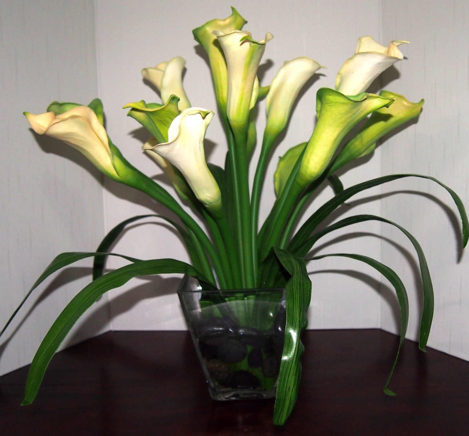 White/Green Calla Lilies Silk Flower Arrangemet With Acrylic Water & River Rocks