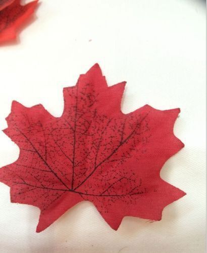100pcs 6 colors Fall Silk Leaves Wedding Favor Autumn Maple Leaf Decorations