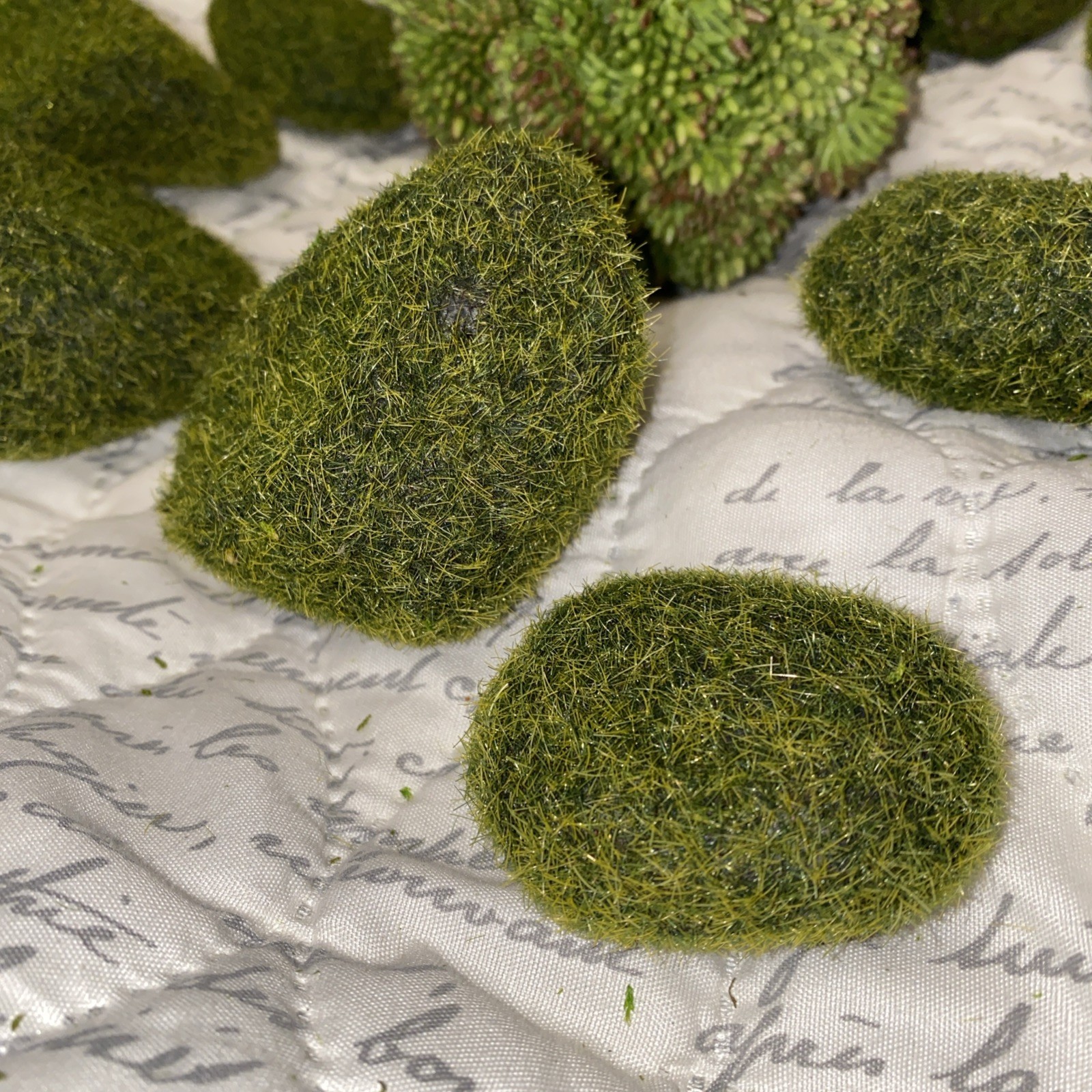 Faux Moss Covered Rocks Stones Balls Display Fairy Garden Greenery