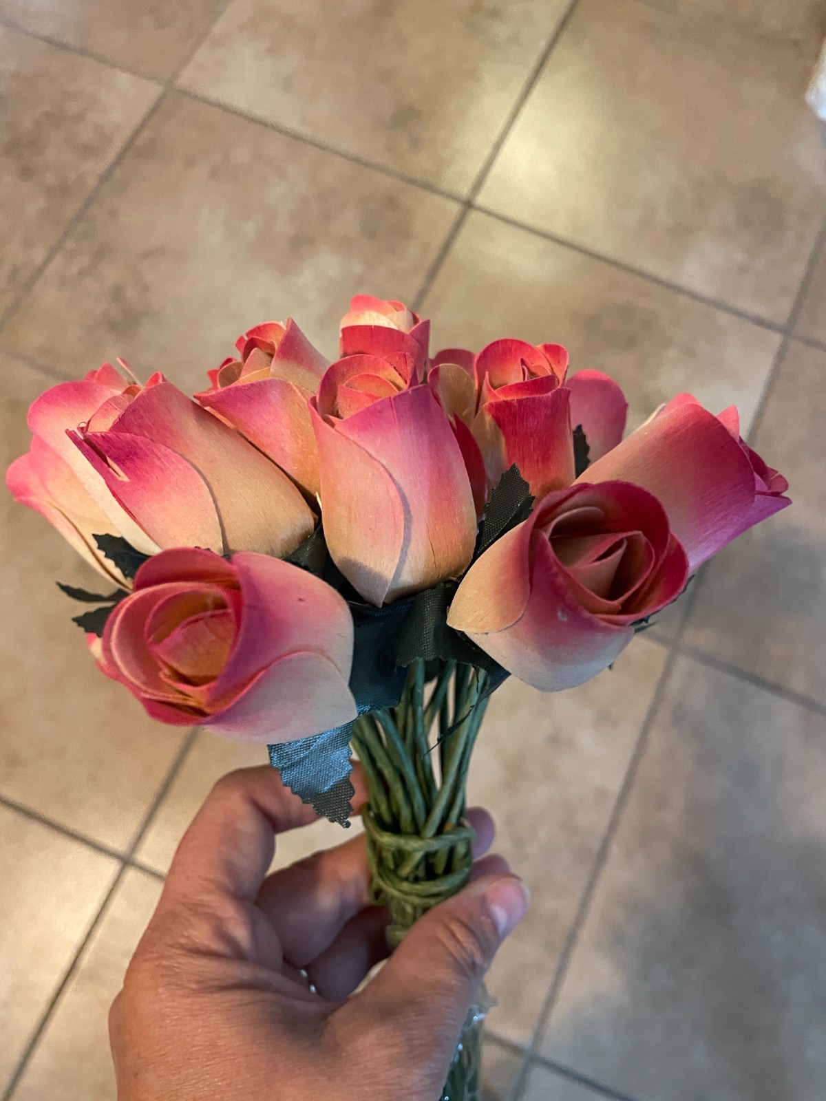Bouquet Of Wooden Fake Roses Red & White Ombre lot of 21 Decorative