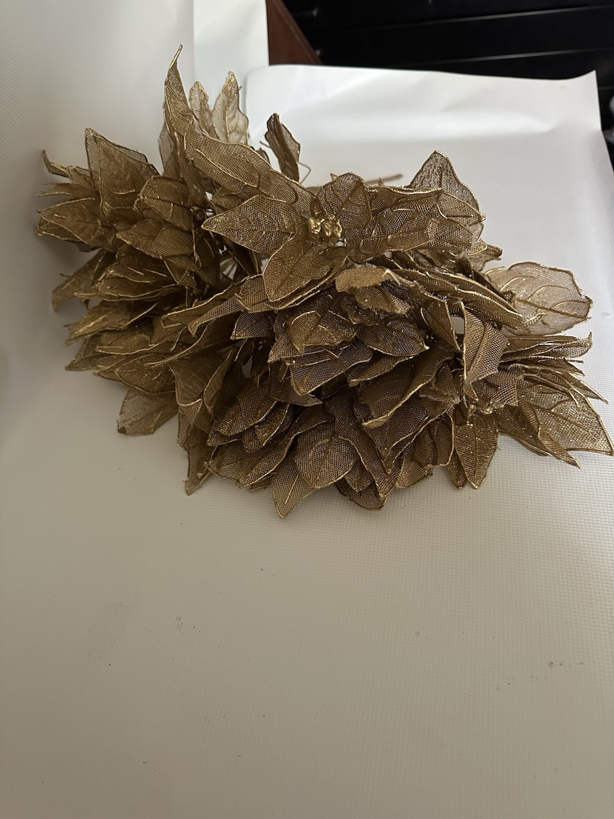Lot Of 16 Gold Glittery Wire Mesh 12” Stem Poinsettias Decoration Vintage ￼