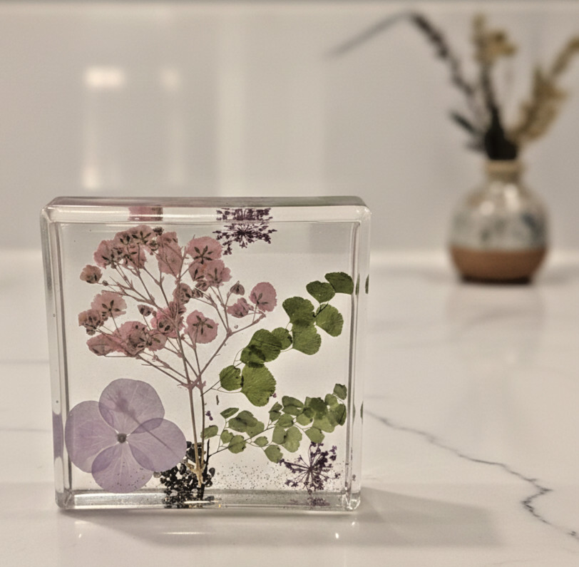 Unique Pressed Flower Resin Art – Eternal Bloom Floral Cube – Handmade Botanical