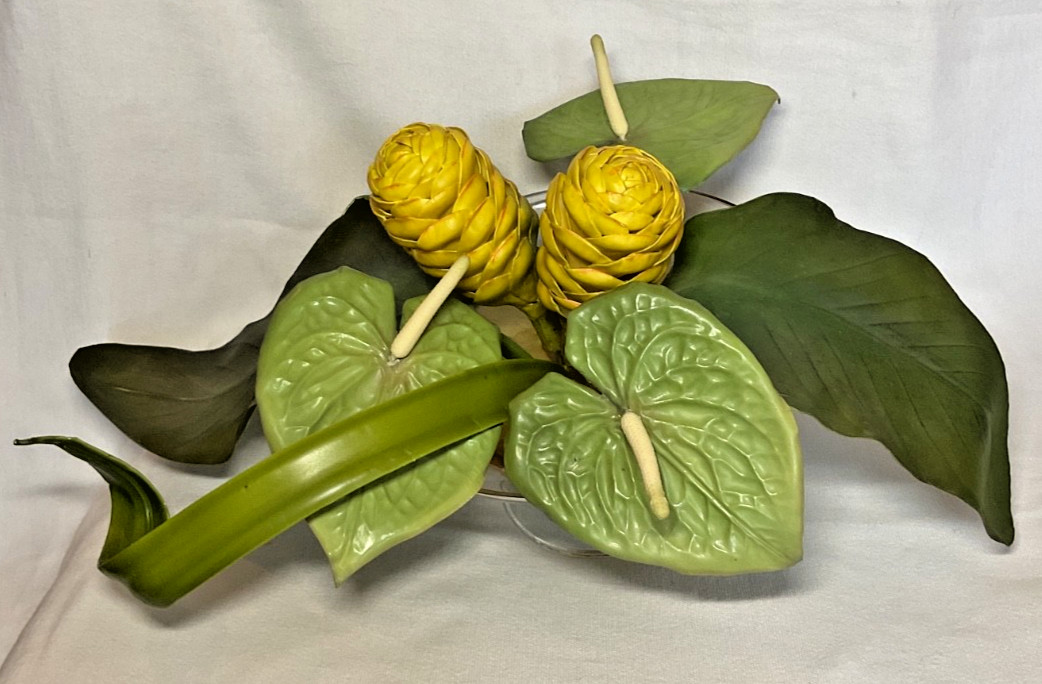 Artificial Tropical Flower Arrangement in Glass Vase With Faux Water YELLOW NWT