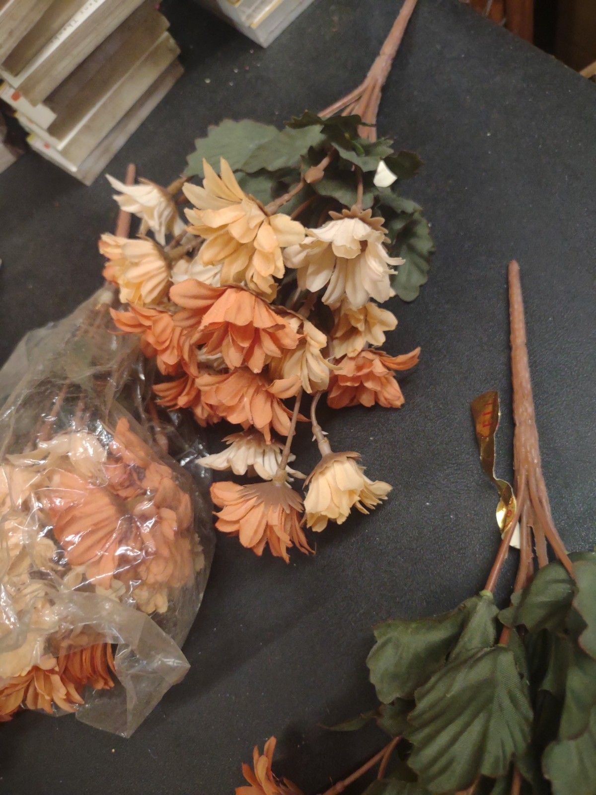 10″ Vintage Silk Mini Daisy Bush, 9 Stems, Caramel, Cream, & Peach Fall Daisies