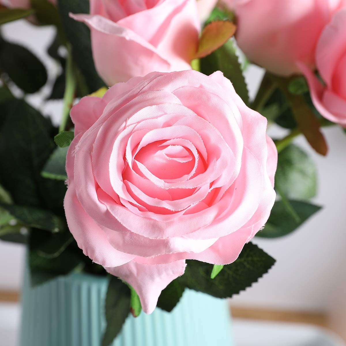 Hawesome 12PCS Artificial Silk Flowers Realistic Roses Bouquet Long Stem for