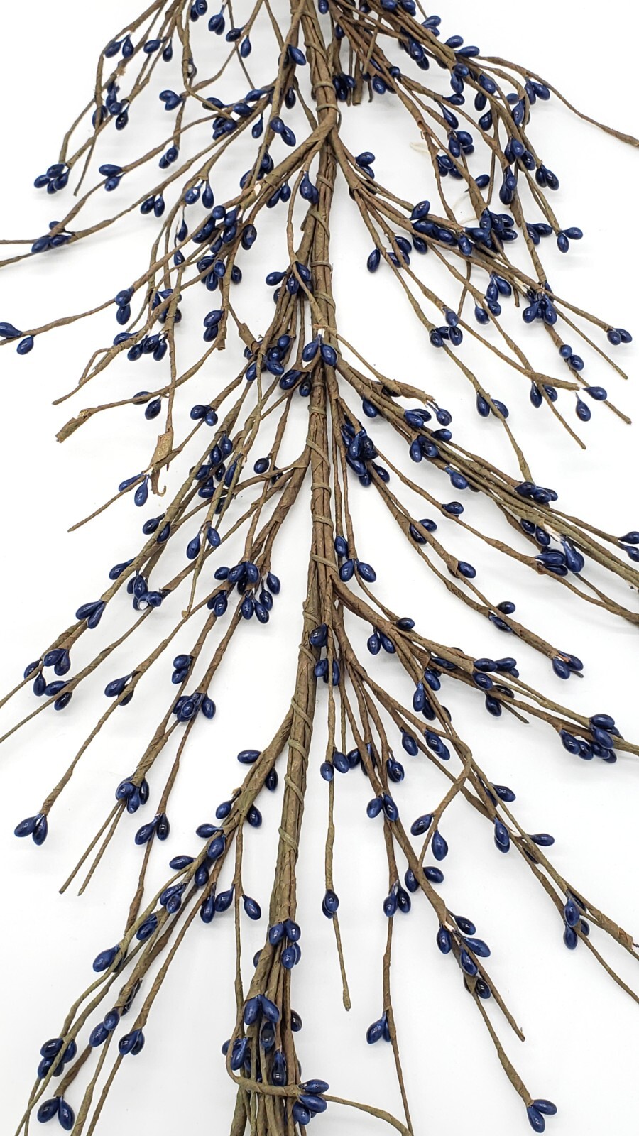 EV-C36 Pip Berry Garland in Country Navy Blue