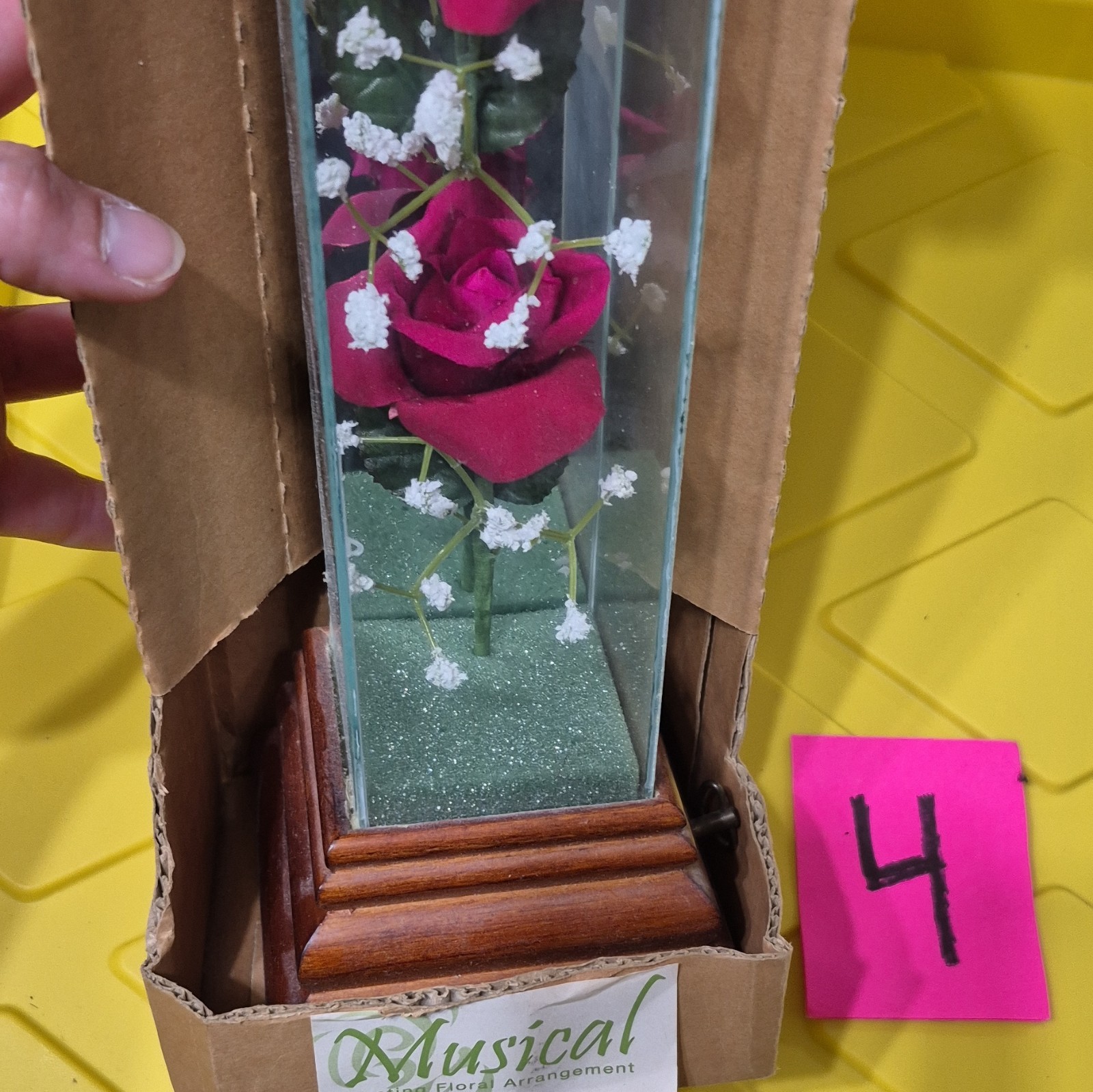 Vintage Musical Rose Floral Arrangement & Centerpiece in Glass/Wood Case 13in