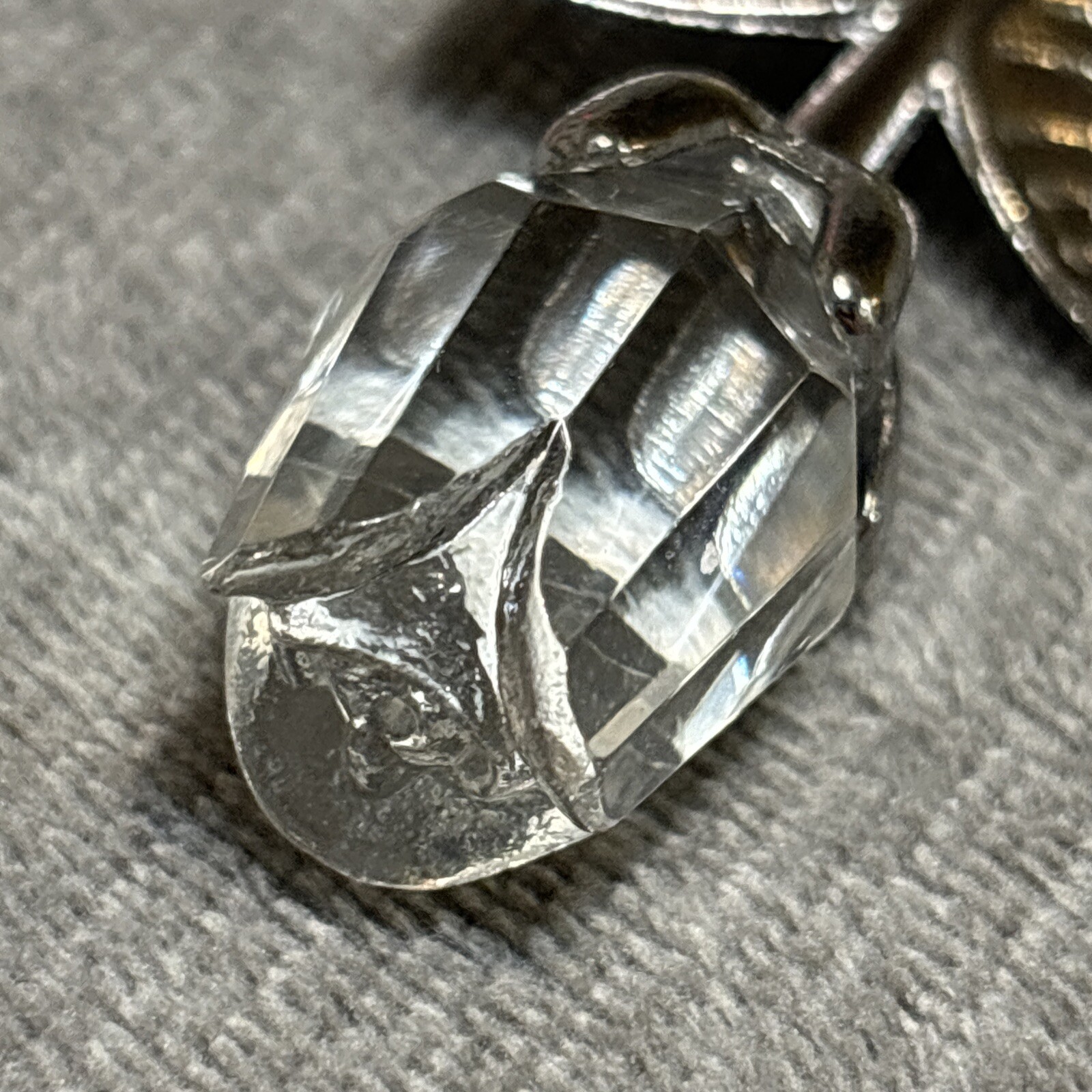 Artificial Crystal like Rose Flower Silver Colored Leaves Romantic Paperweight
