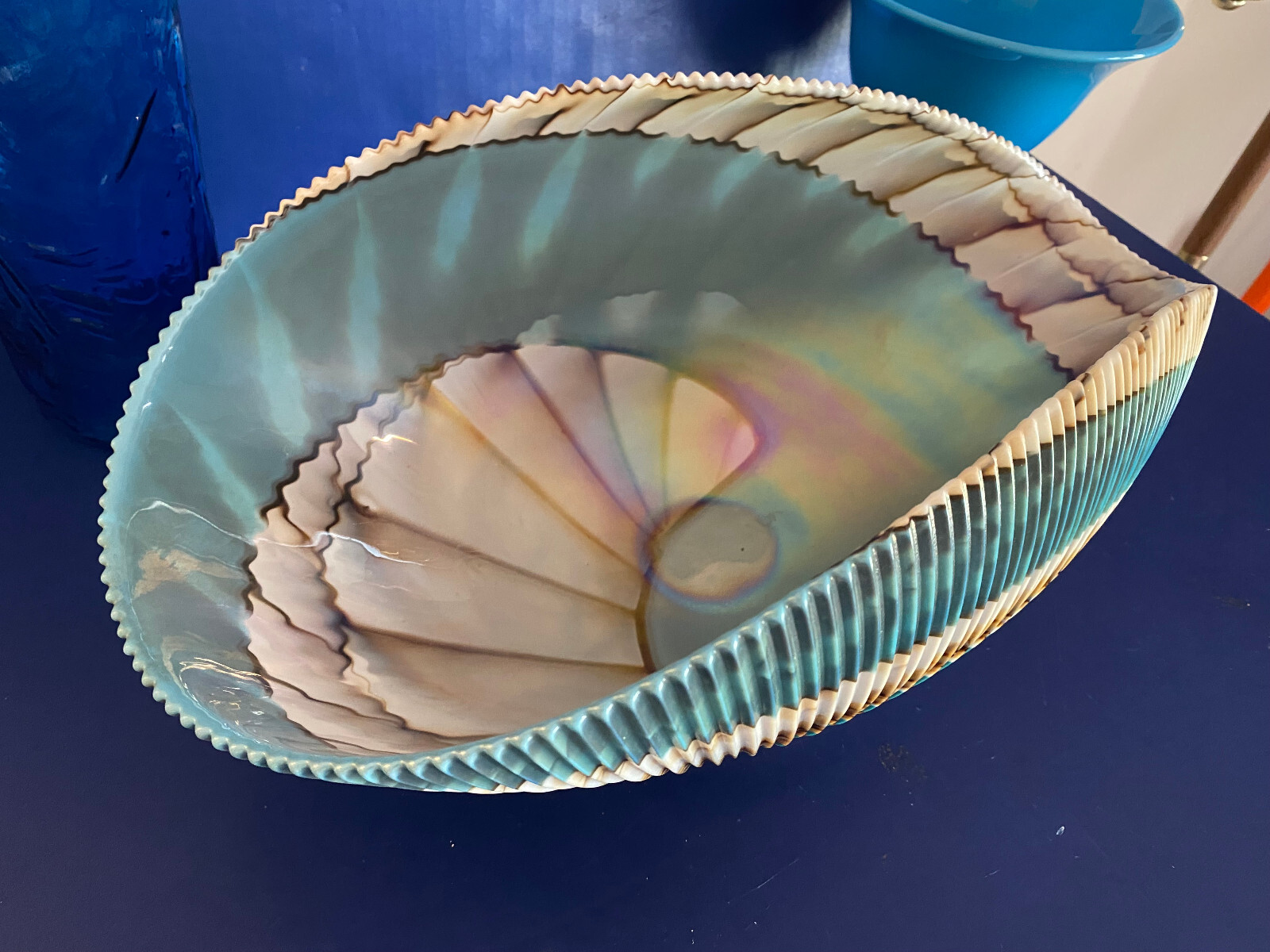 Native Trails Murand Glass Vessel Shell Large 16″ Long And 7 1/2″ Wide 7″ Tall