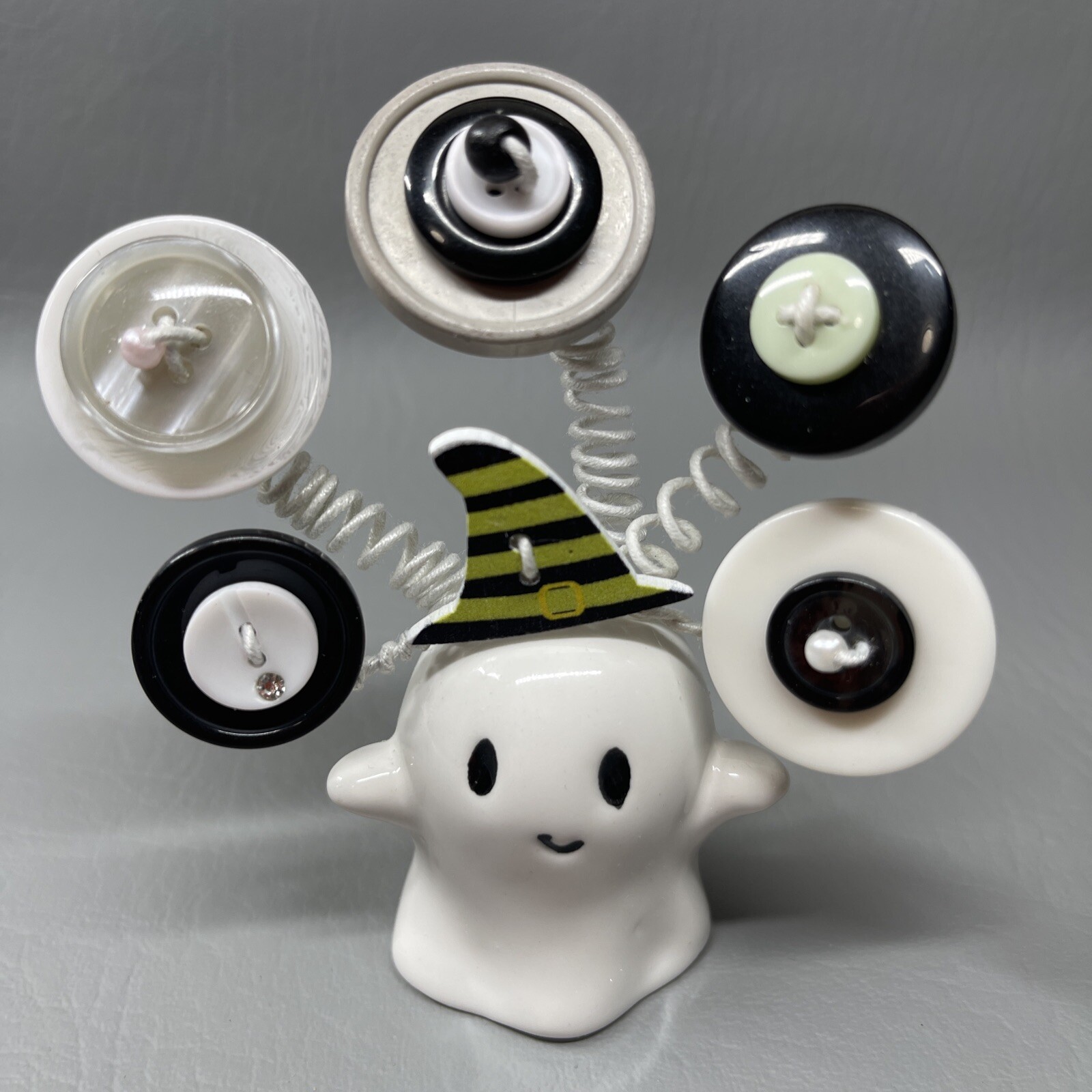 Button Flower Bouquet In Ghost S&P Shaker White Grey Black Halloween Decor