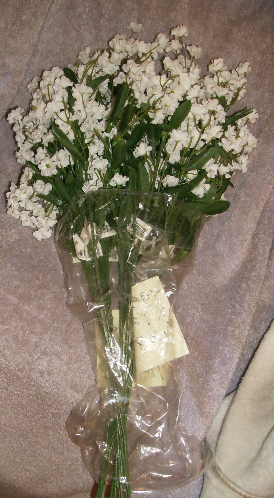 1 DOZEN WHITE BABYS BREATH SPRAYS DARCE WASHABLE SILK 12 PC NEW IN PACKAGE