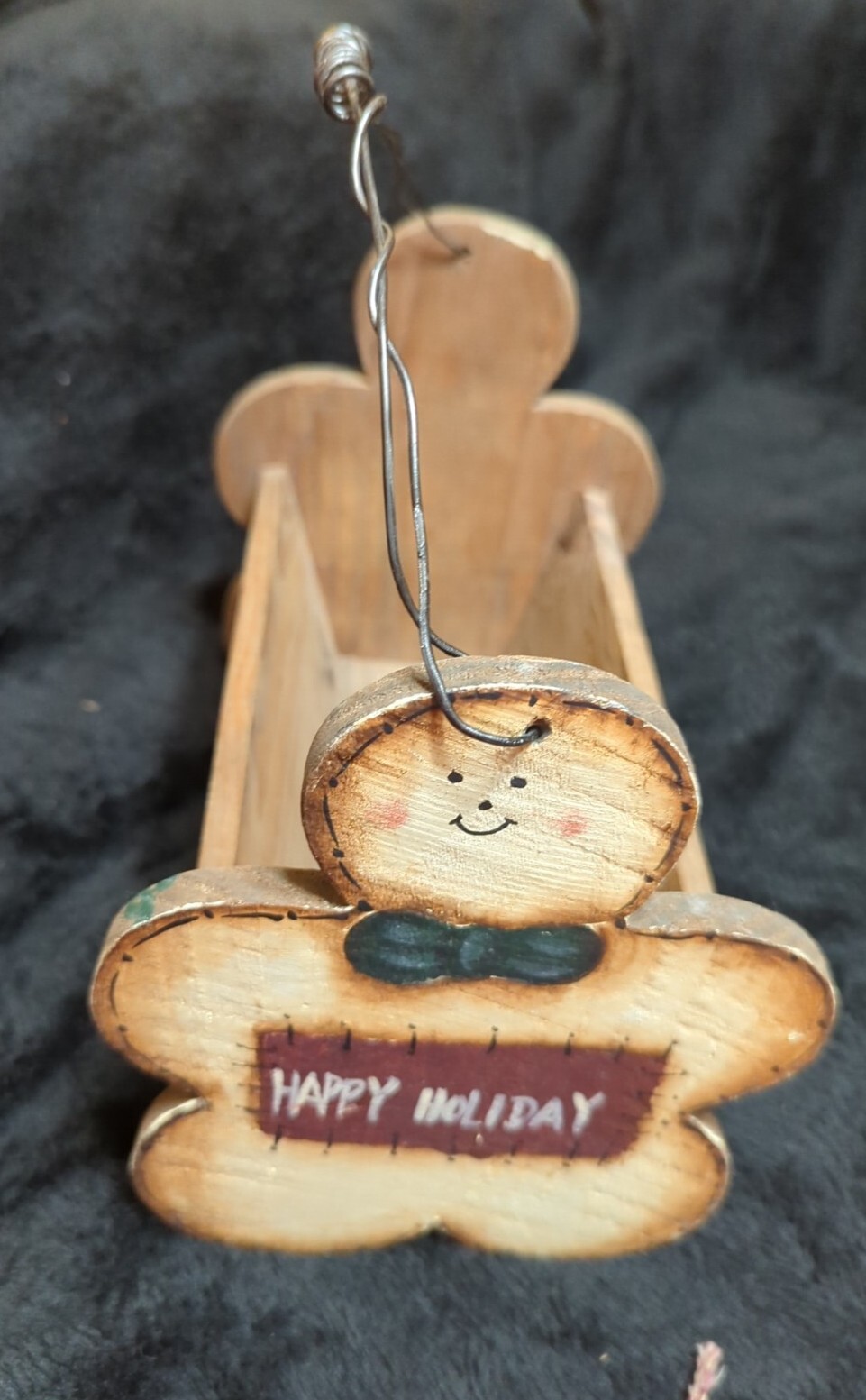 Primitive Rustic GINGERBREAD MAN Basket & Hanging Decorations HAPPY HOLIDAYS
