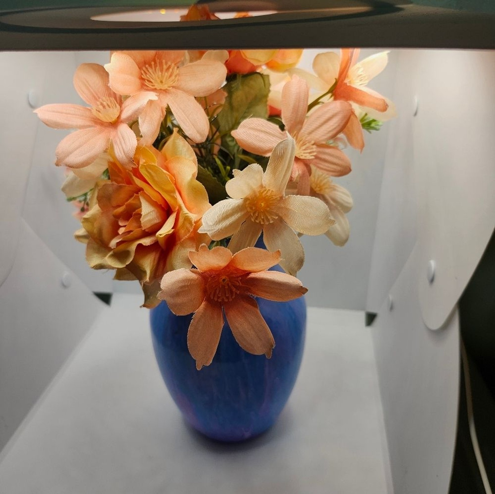 Hand Crafted Floral Table Centerpiece Peach Daisy Flower Glass Vase
