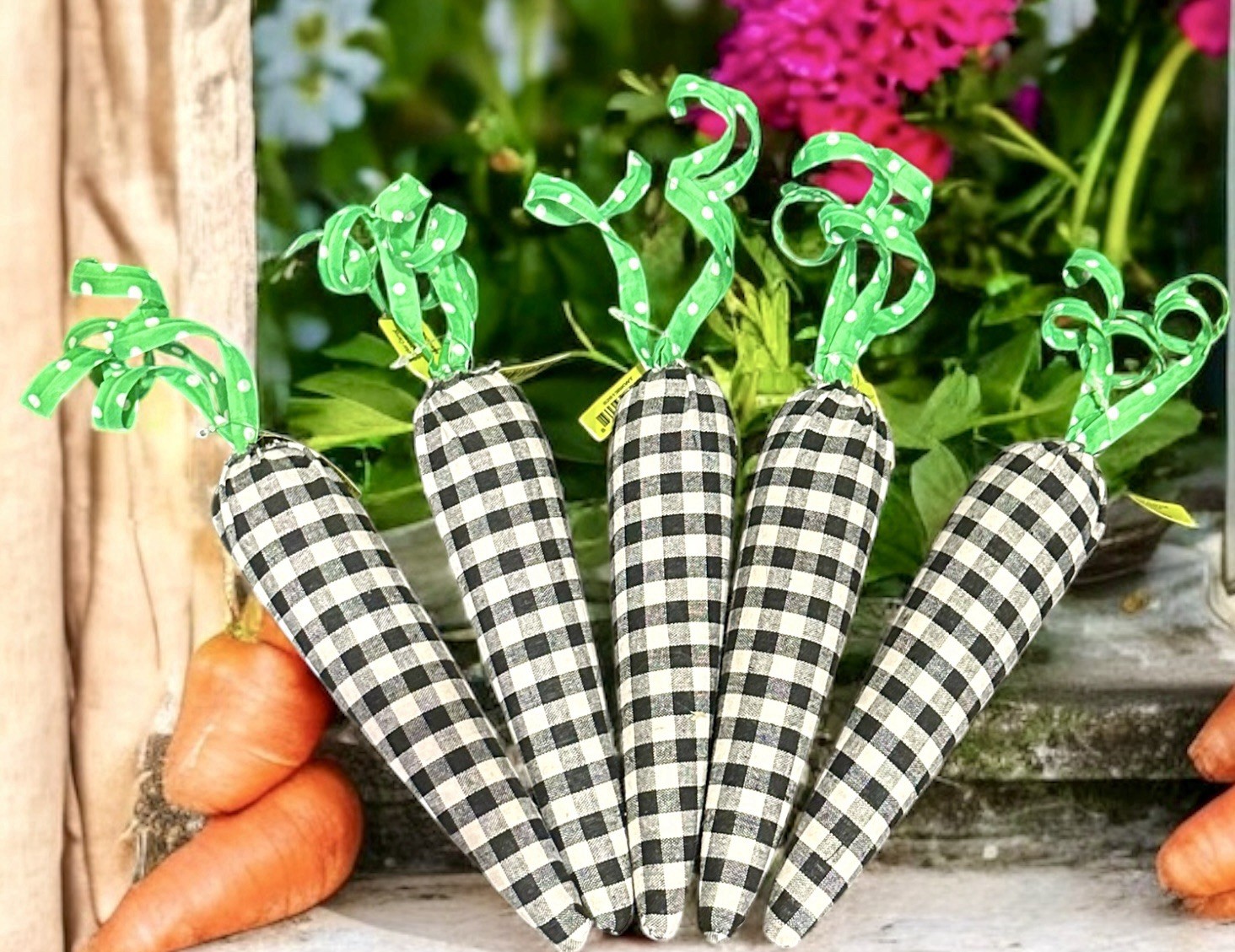 Black White Check Easter 14” Carrots SET OF 5 – Pairs With Mackenzie Childs NEW