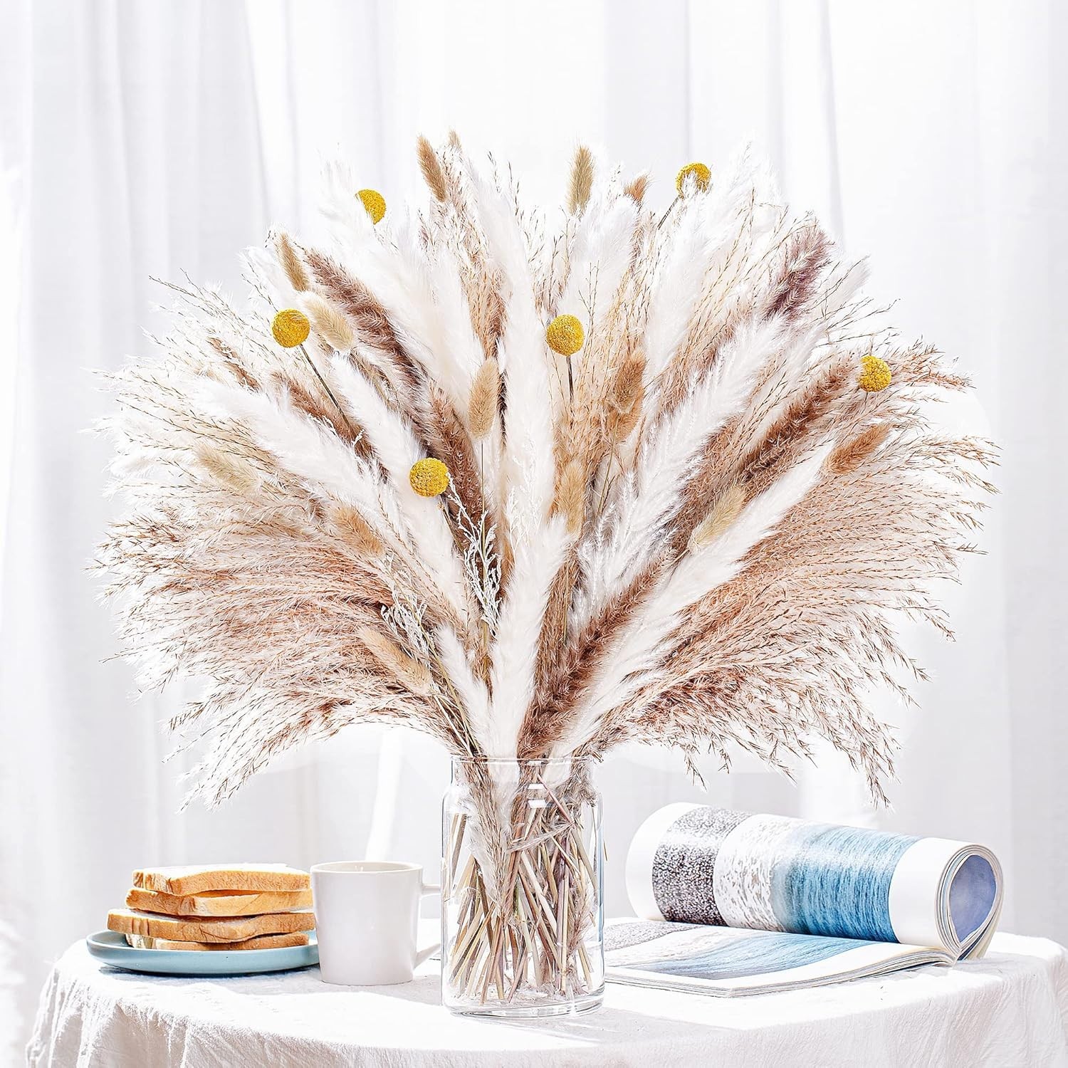 Natural Dried Pampas Grass Arrangement – 100Pcs for Weddings & Home Styling