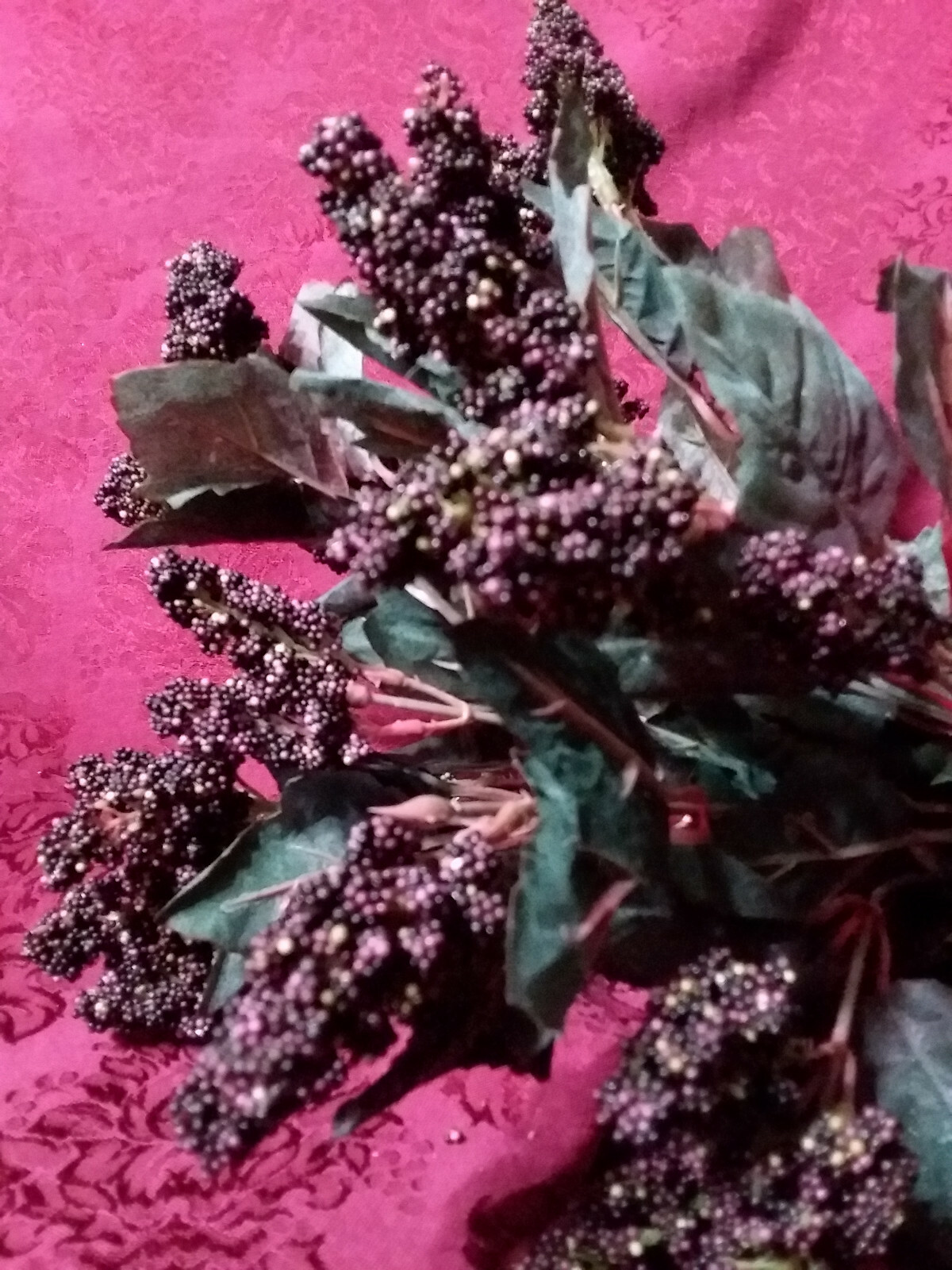 Home Interiors Dark Purple/ Mulberry Seed Cluster Bush /NEW/FREE SHIPPING