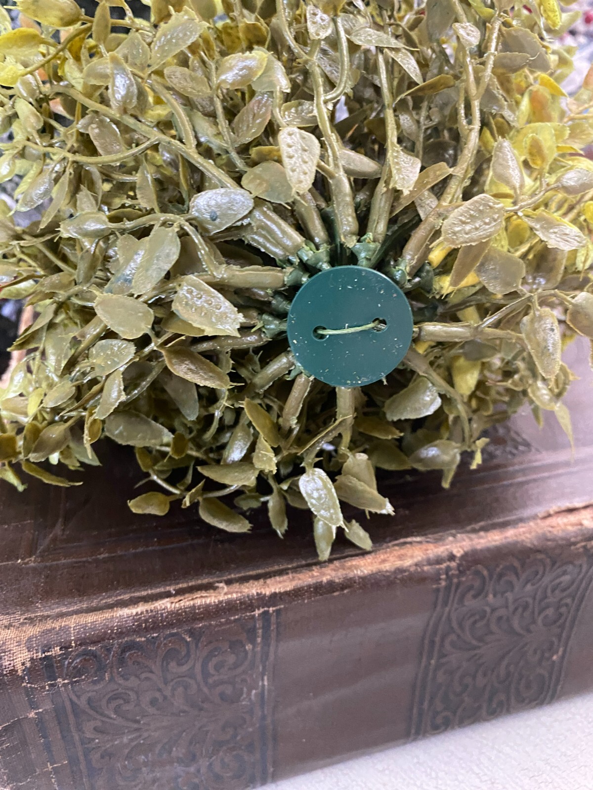 Lemon Beauty French Country Style Half Sphere