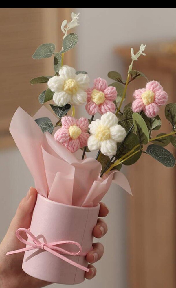 1 Set Handmade Knitted Yarn Artificial Flower Bouquet, Fabric & Knitted