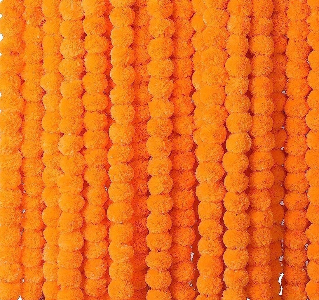 Chic 5PC Marigold Flower Garland Collection – 5 Feet for Celebration Elegance