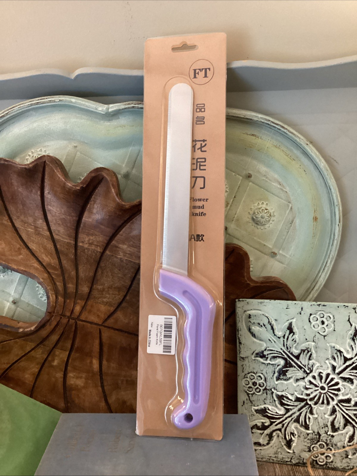 Purple Flower Mud Knife, also known as a floral foam knife New In Package