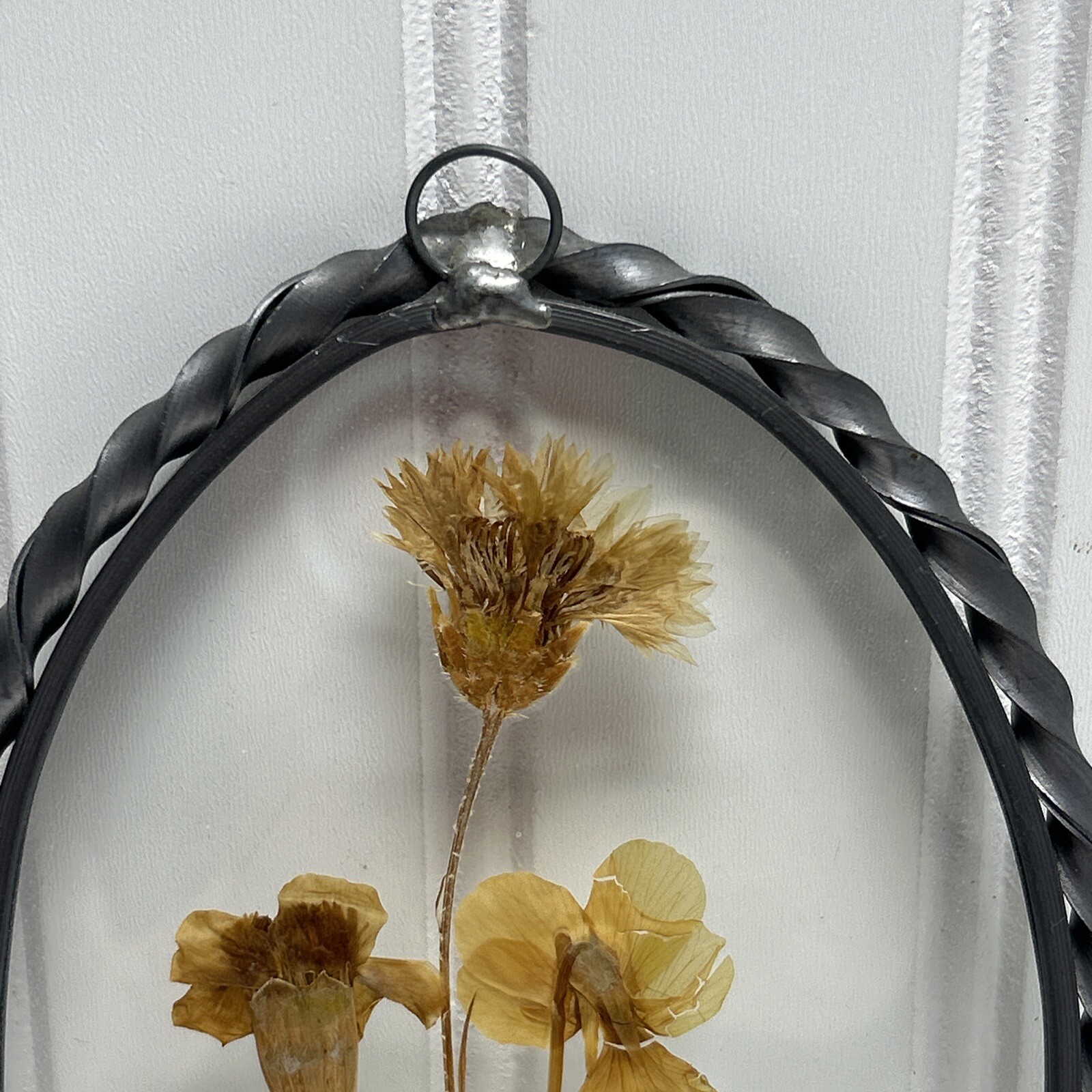 Vintage Lasting Impressions Real Dried Pressed Flowers In Glass W/ Metal Frame