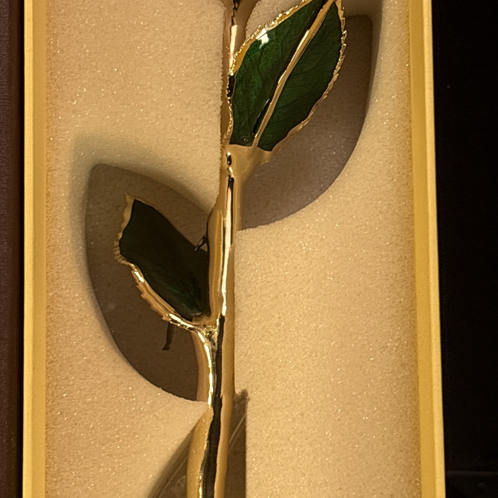 Sinvitron Gold Dipped Rose 24K Real Rose Long Stem Gold Plated Rose w/ Stand