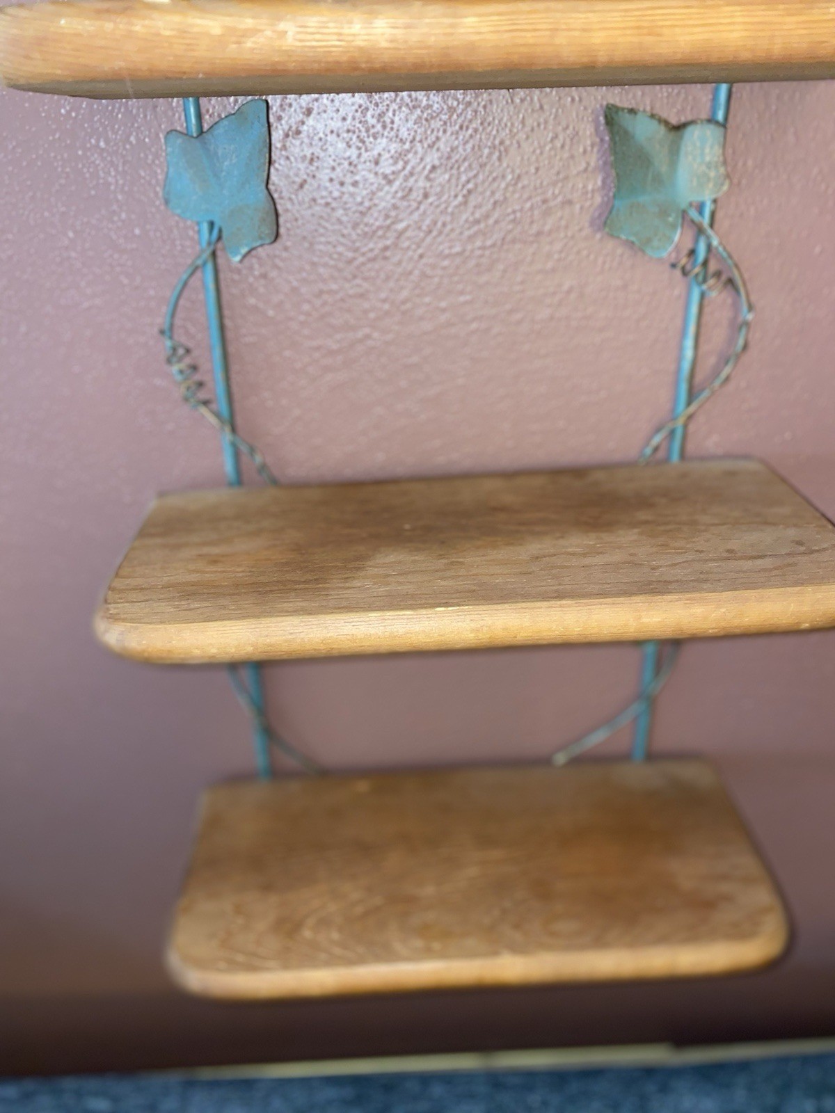 Vintage Home Interiors Metal Green Gold Accents Ivy Cottage Core 3 Wood Shelves