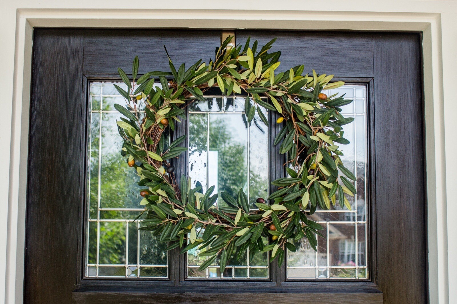 20” Artificial Olive Berry Twig Wreath Home Office Door Decor. Retail $77