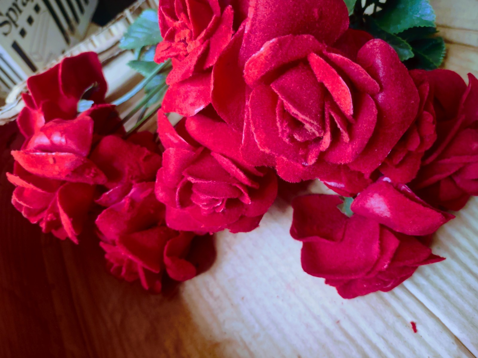 1 Dozen Vintage 1960s Plastic Rose Stems, 12″ Velvet Flocked, Red Roses 12 Stems