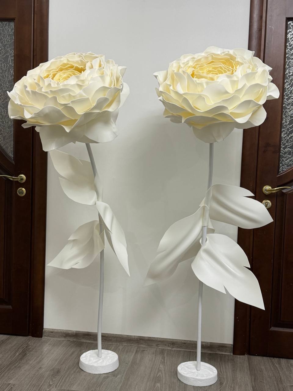 Large Decorative Flowers Foamiran Flowers Window Display Decor / Große Dekoblume