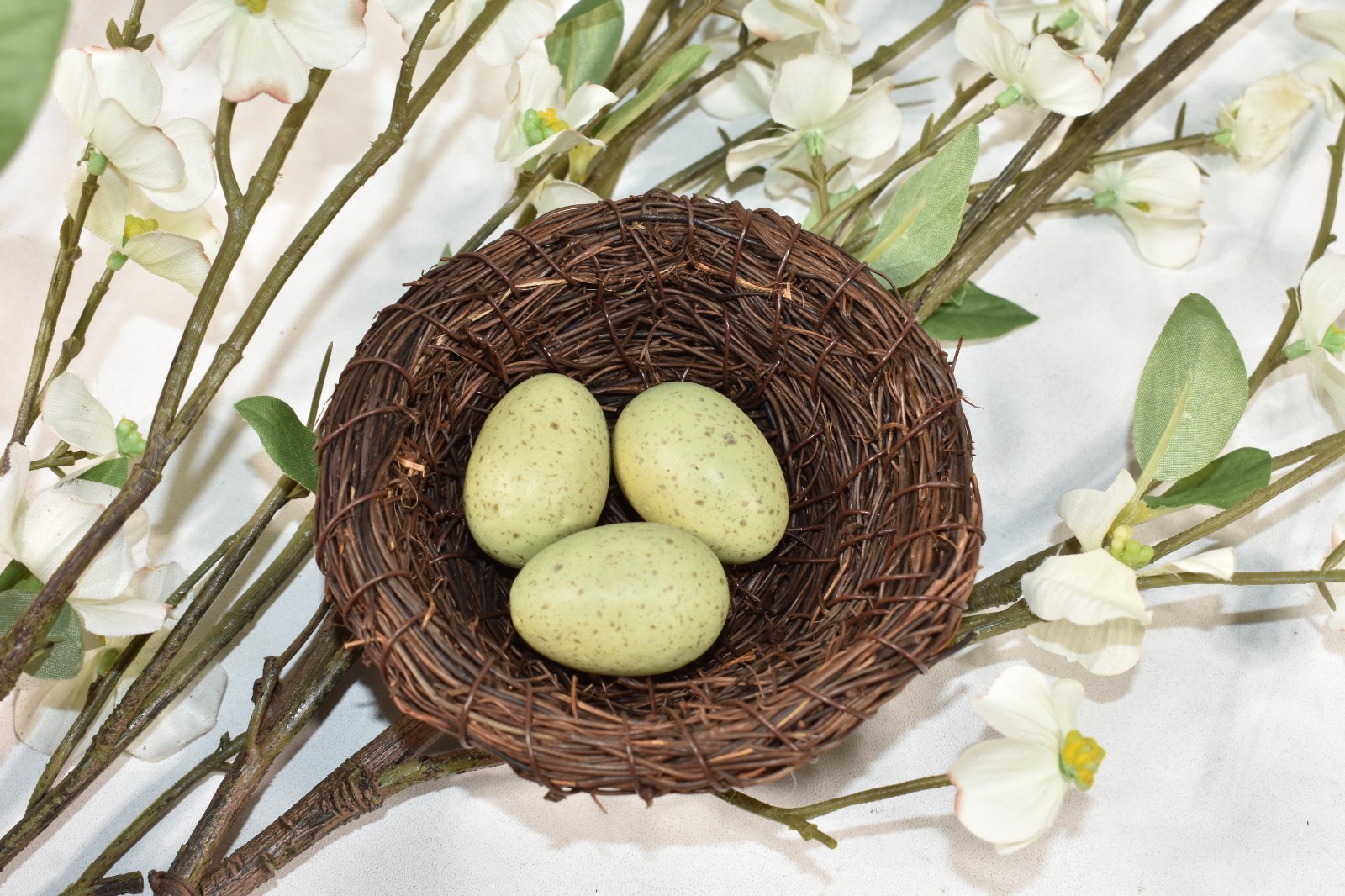 Pottery Barn Faux Dogwood Branch w/ Nest & Eggs Artificial Flowers 38″ Stem NEW