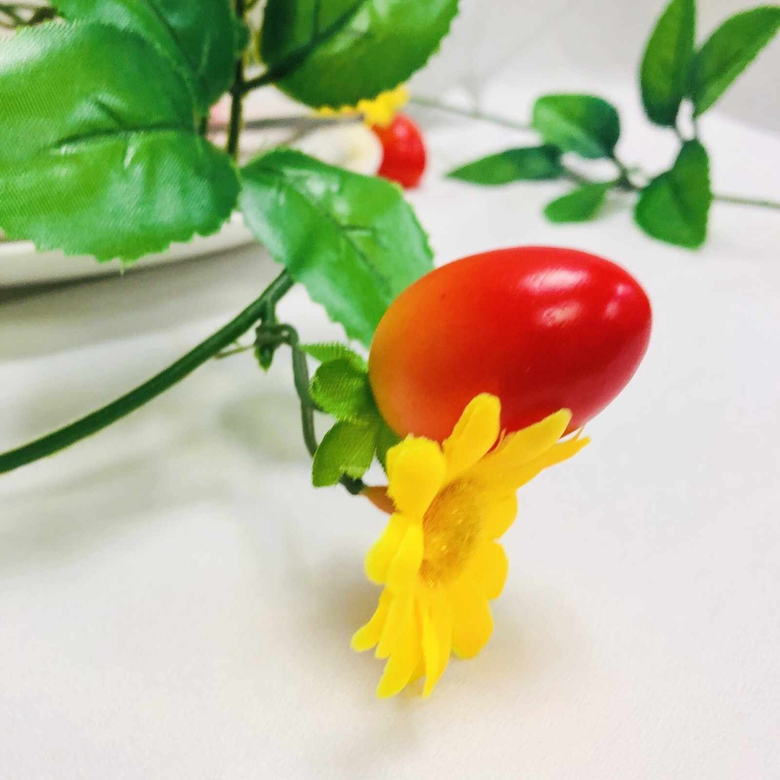 Artificial Red Cherry Tomato Plant Garland for Home Garden Wedding Party Decor