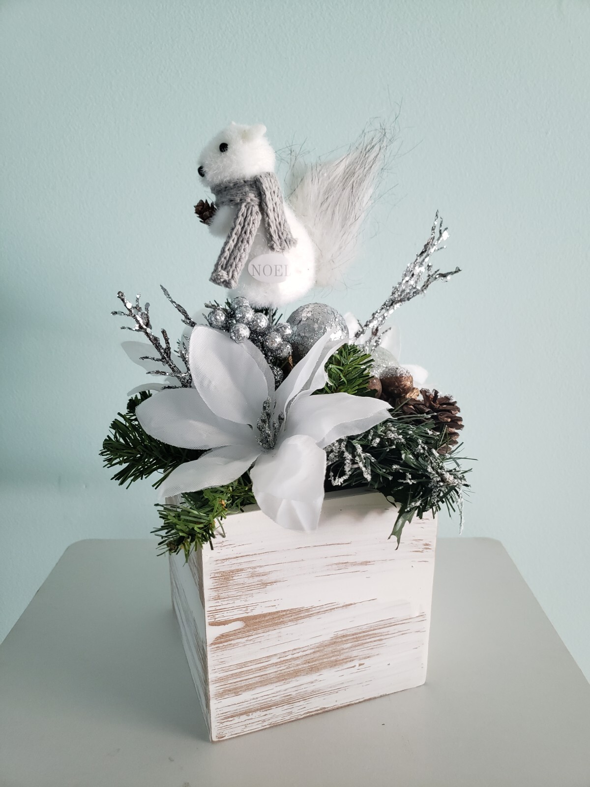 Christmas Rustic Farmhouse Floral Arrangement Decor In Wood Box White Silver