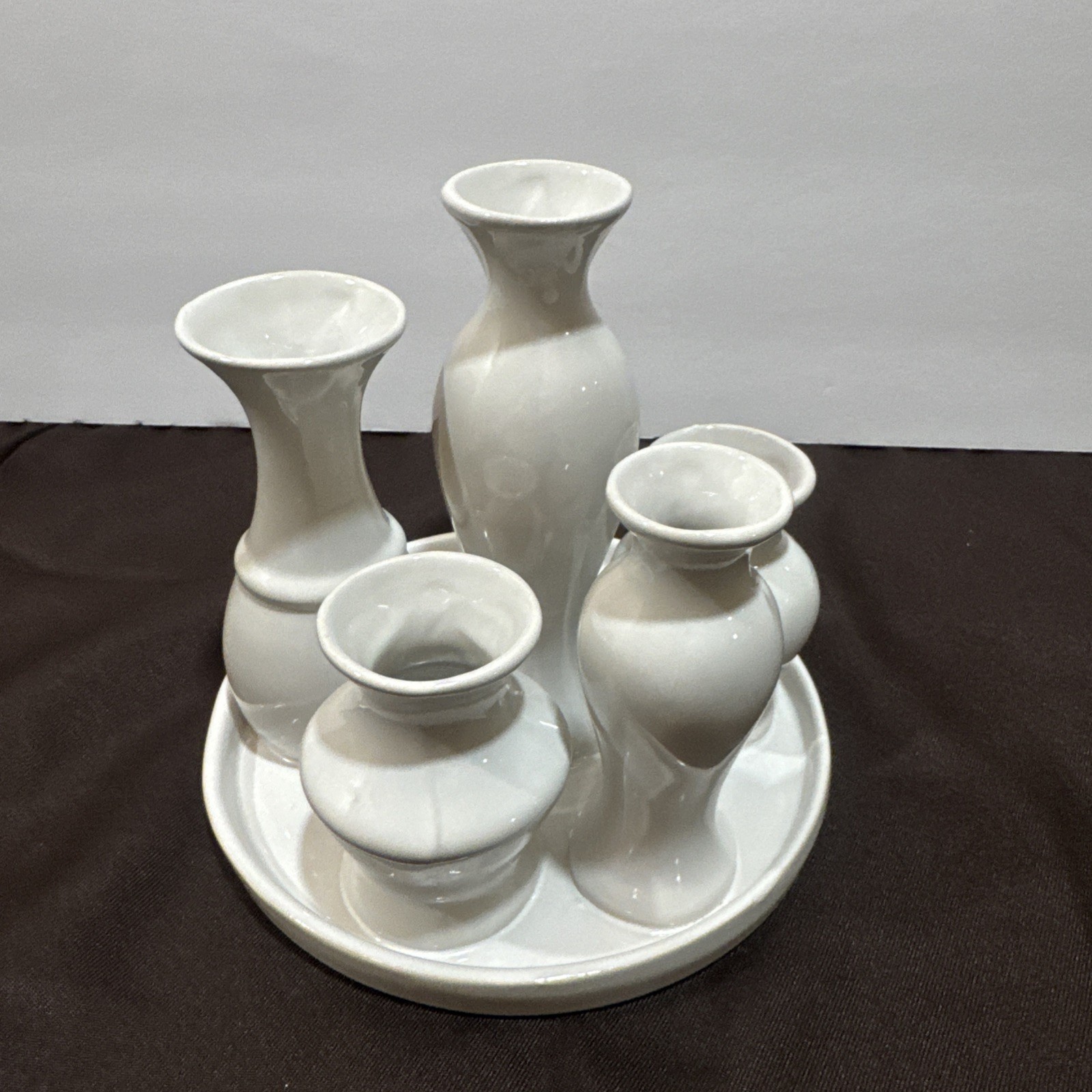 Flower Tray Vase w/Multiple Vases Varying In Height/size To hold Stem Flowers
