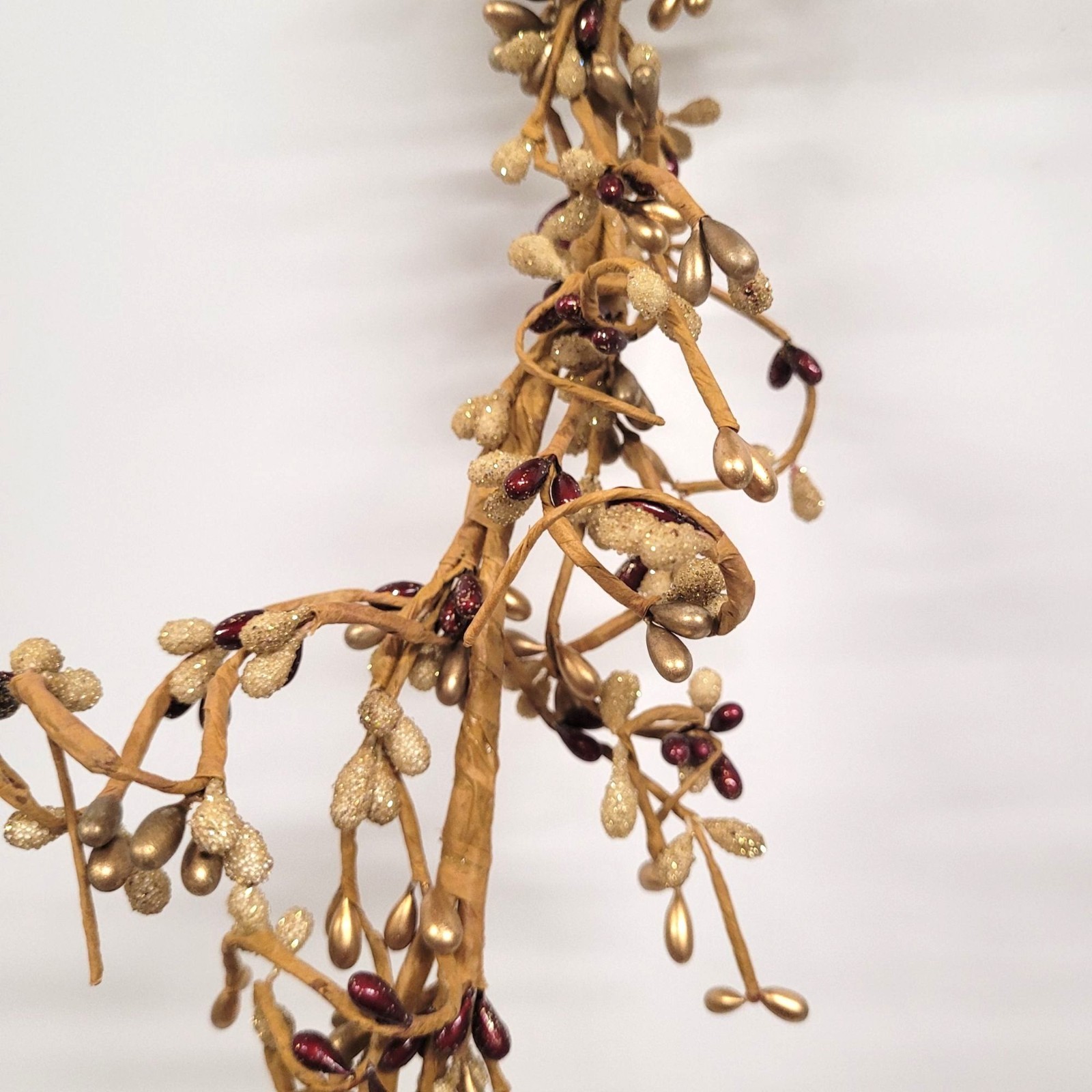Garland Pip Berries Red Gold Frosted Tan 65″ Vine Farmhouse Primitive Decor