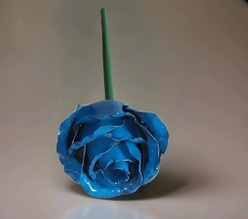 HandCrafted Blue Metal Art Rose Stem 10.5″ Decor