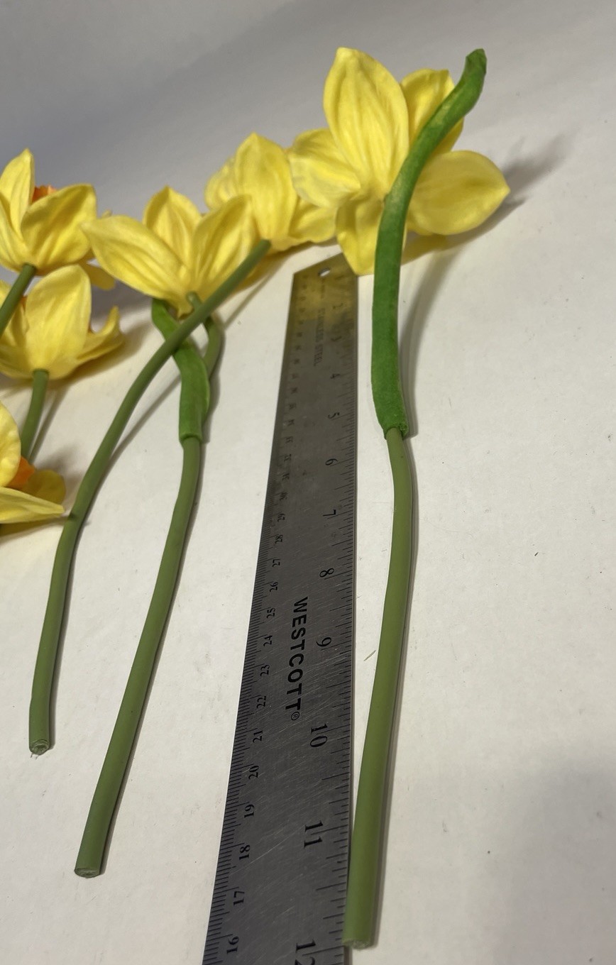 Yellow Artificial Daffodil Stems (Set of 16 Single Stems 12” Long)