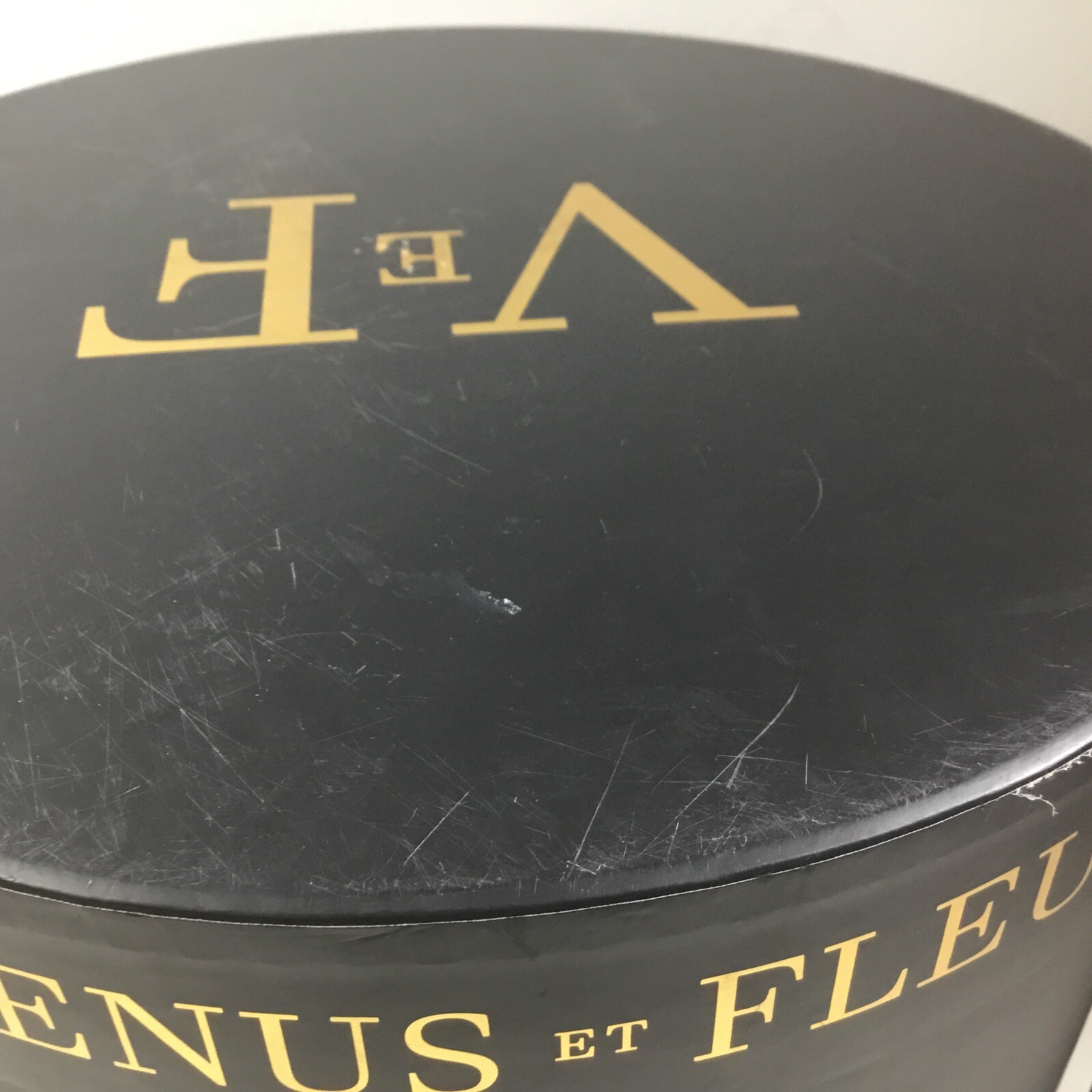 Venus Et Fleur Large Flower Box Black Gold Lettering Violet Roses9”tall 12”dia.