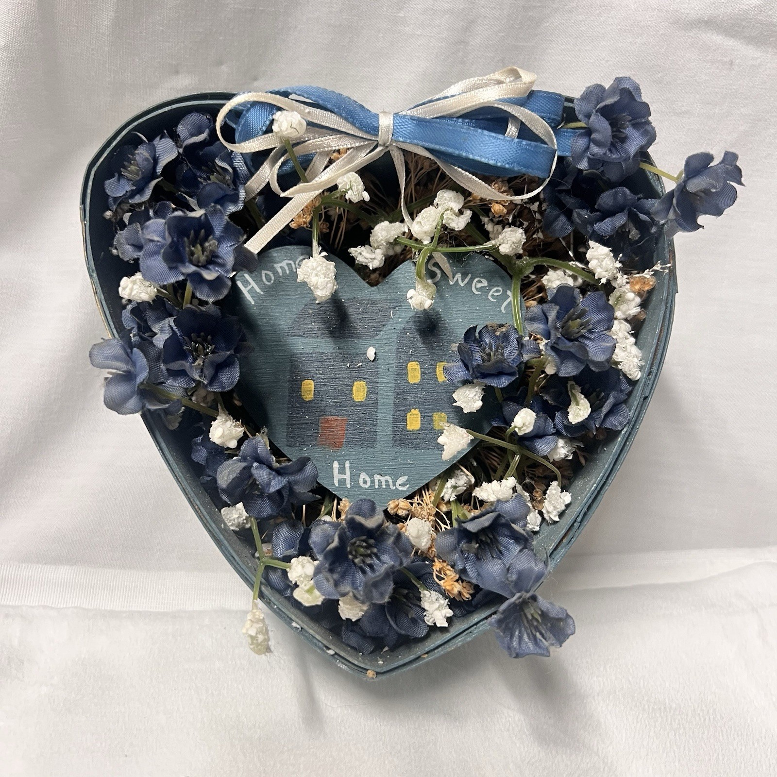 Vintage Handmade Floral Country Style Wall Hanging Artificial Flowers Heart Box