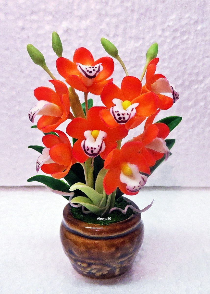 US Stock 4″H Handmade Air-Dry-Clay-Crafted Cymbidium Orchid Arranged in Pot