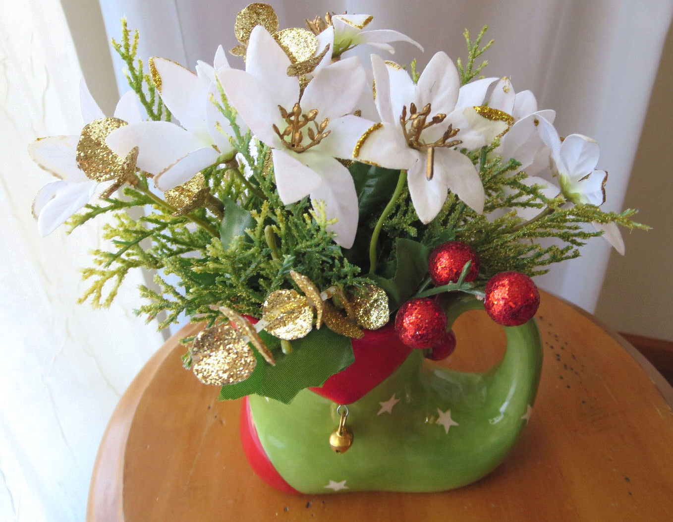 ARTIFICIAL SILK/PLASTIC FLOWERS ARRANGEMENT CHRISRMAS HOLIDAY 5″x7″
