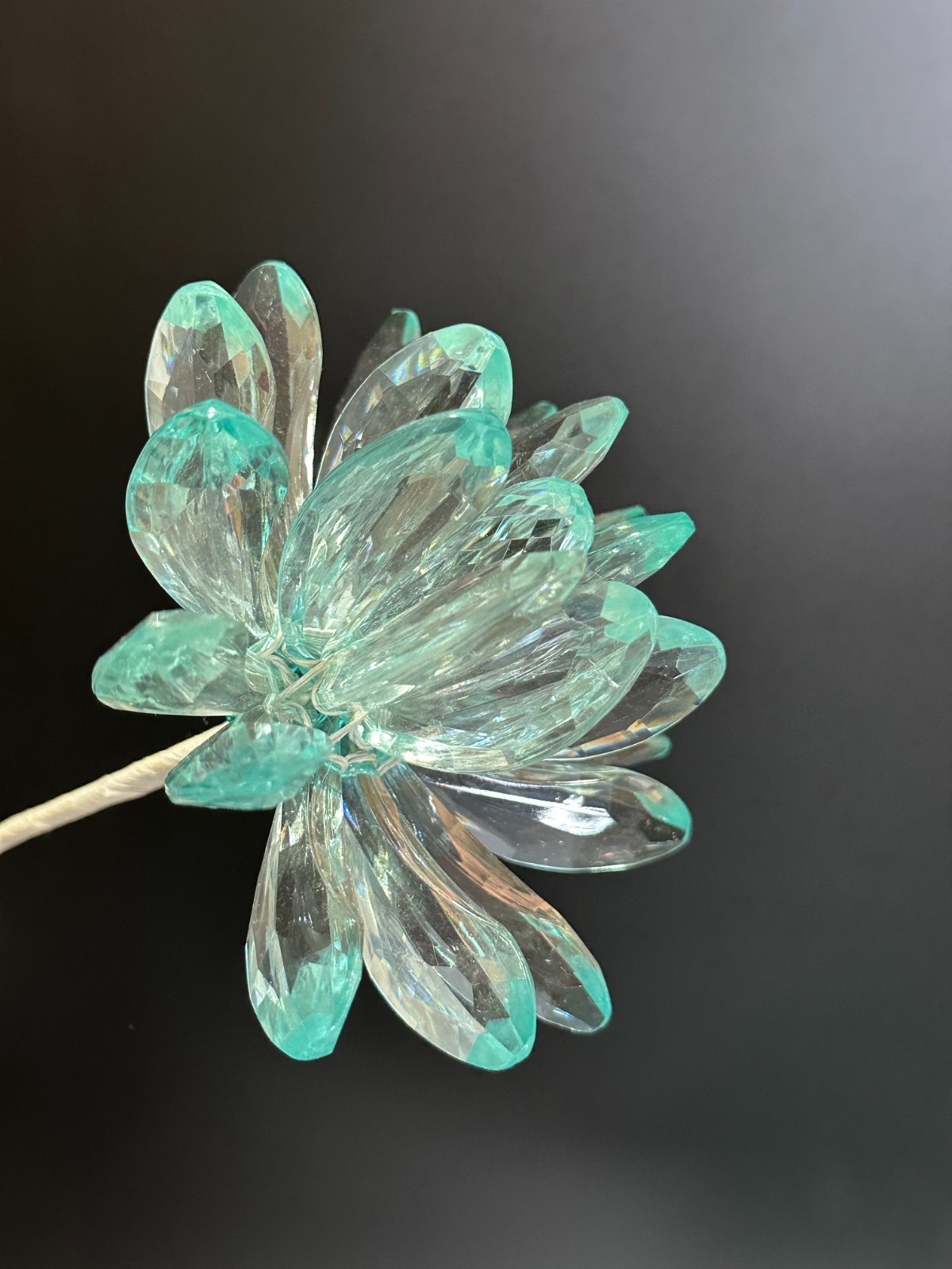 Set of 9 Plastic Acrylic Stem 4″ Lotus Flowers Aqua Tipped