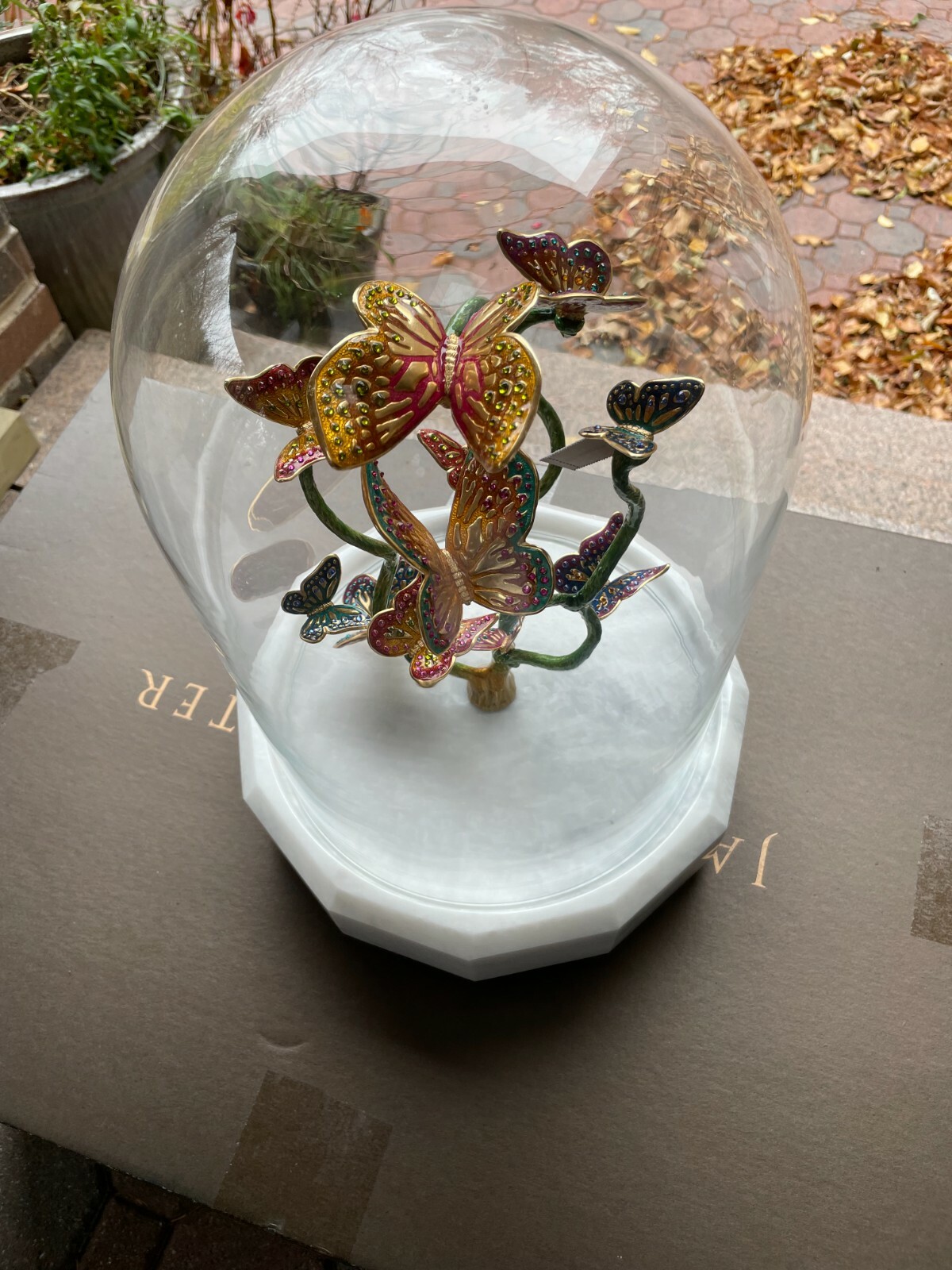 LARGE JAY STRONGWATER BEAUTY & THE BEAST FLOWER & BUTTERFLIES GLASS DOME MINT