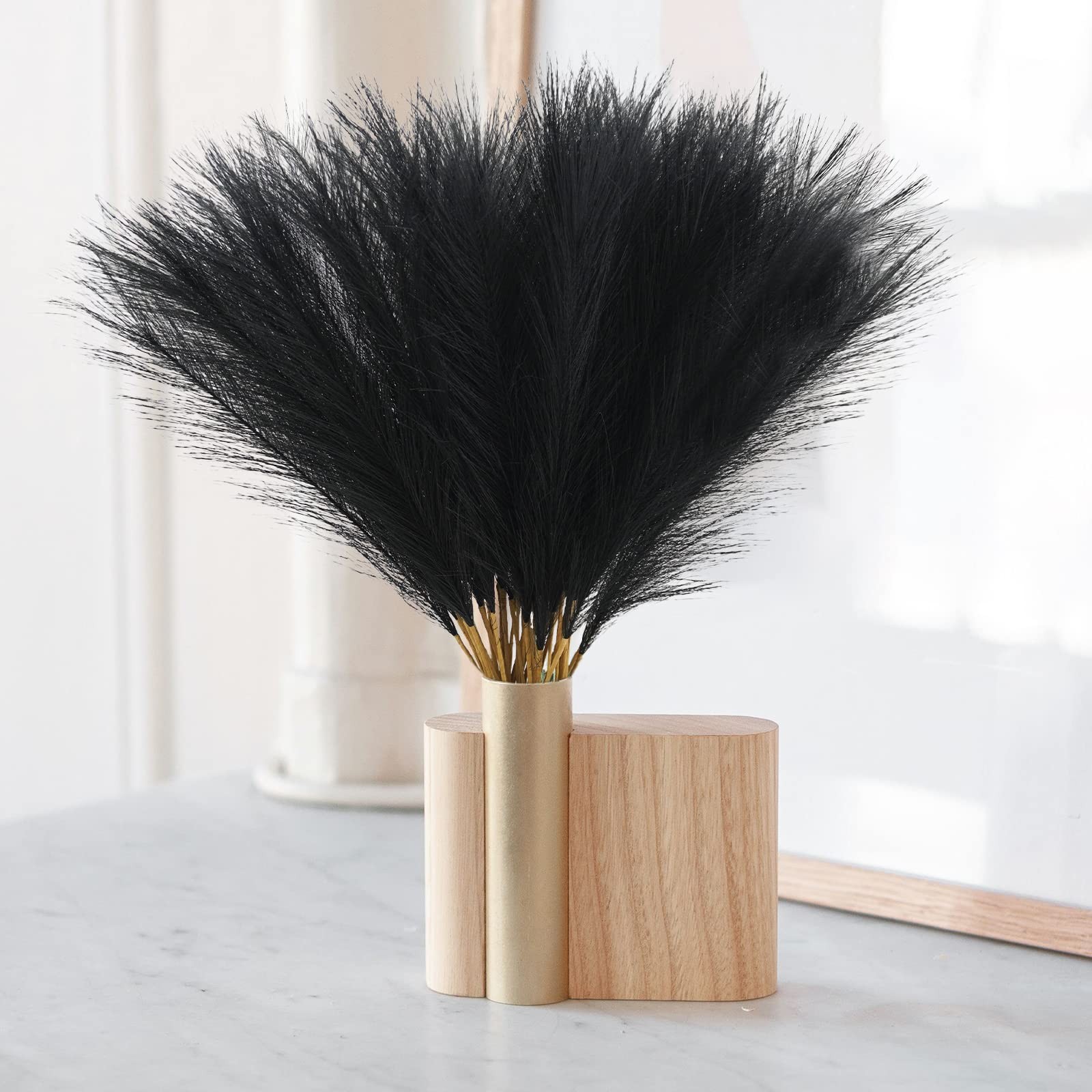 Faux Black Pampas Grass 21.6 Inch Short Artificial Pompous Branches 50 PCS